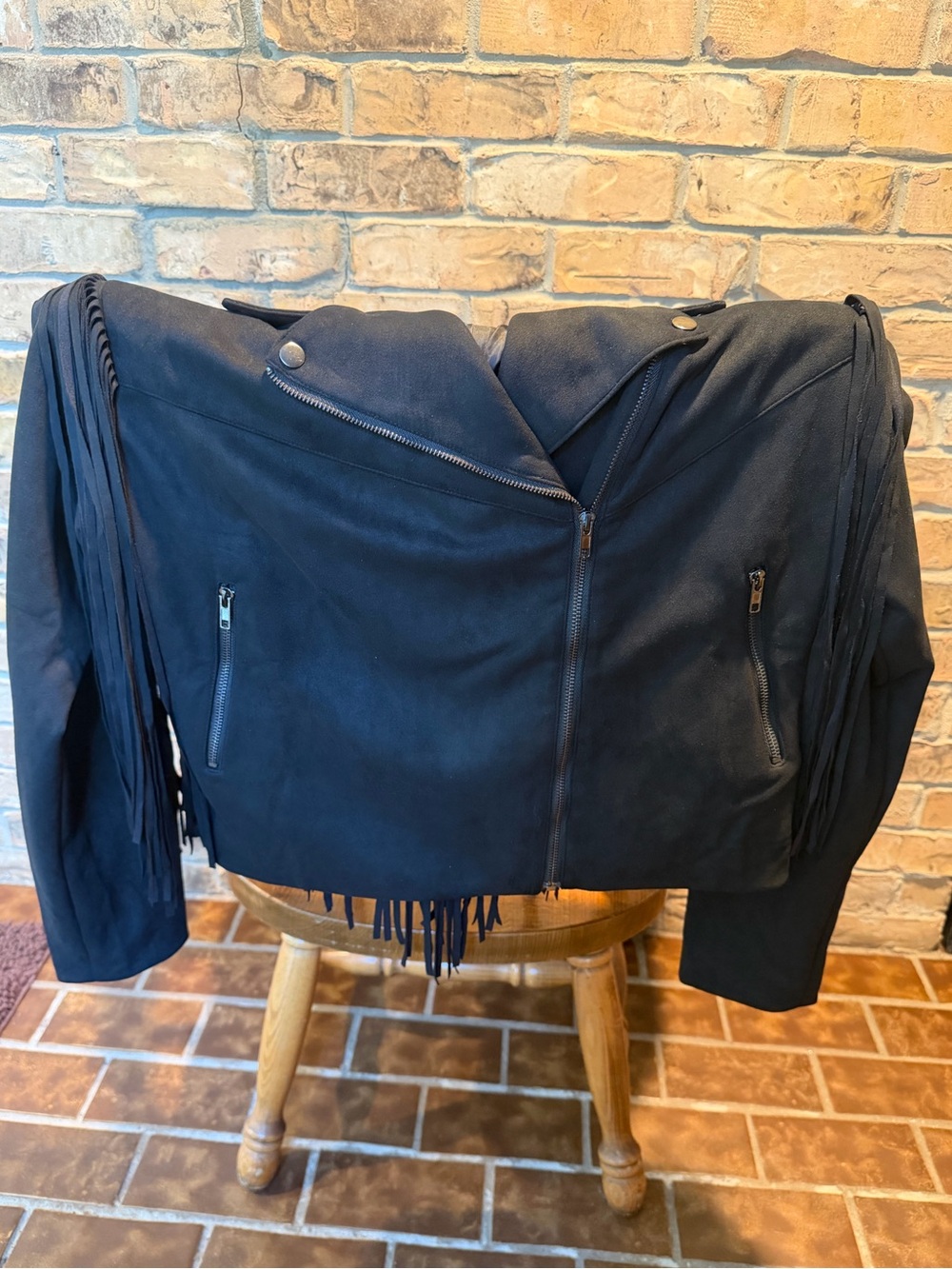 Oli & Hali Black Suede Fringe Jacket - Picture 2 of 8